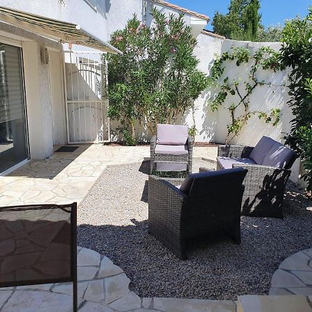 Charmant Logement Avec Piscine Saint-Feliu-d'Avall Exterior foto